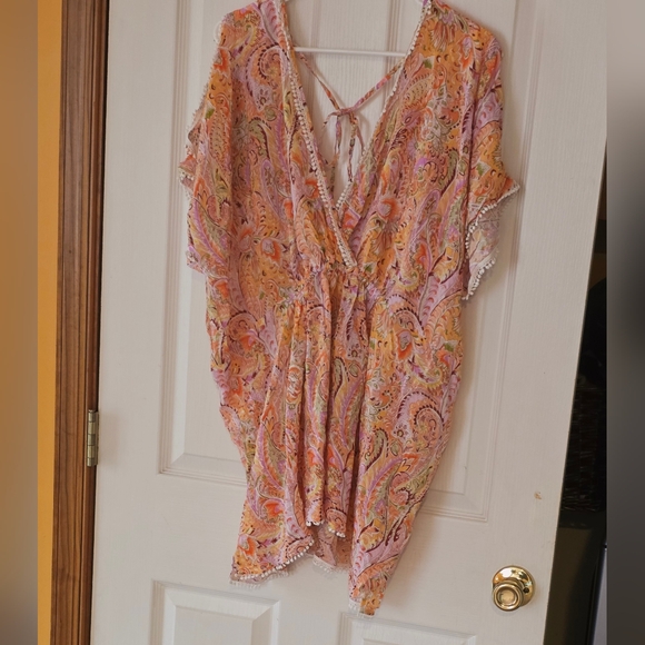 Victoria's Secret Multicolor Paisley Tunic Sz Medium - Picture 3 of 16